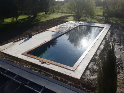 Piscine 15 x 5m